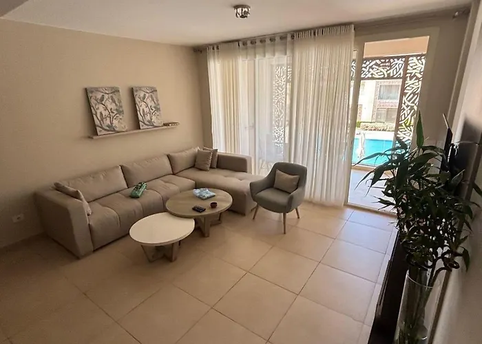 Mangroovy 2bd Pool With A Sea View شقة