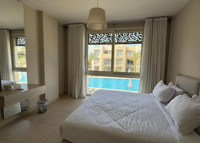 Mangroovy 2bd Pool With A Sea View *